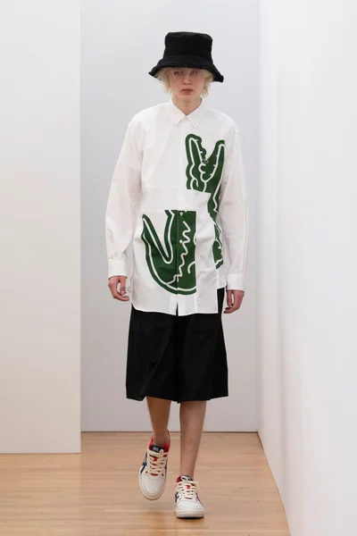 Look 1